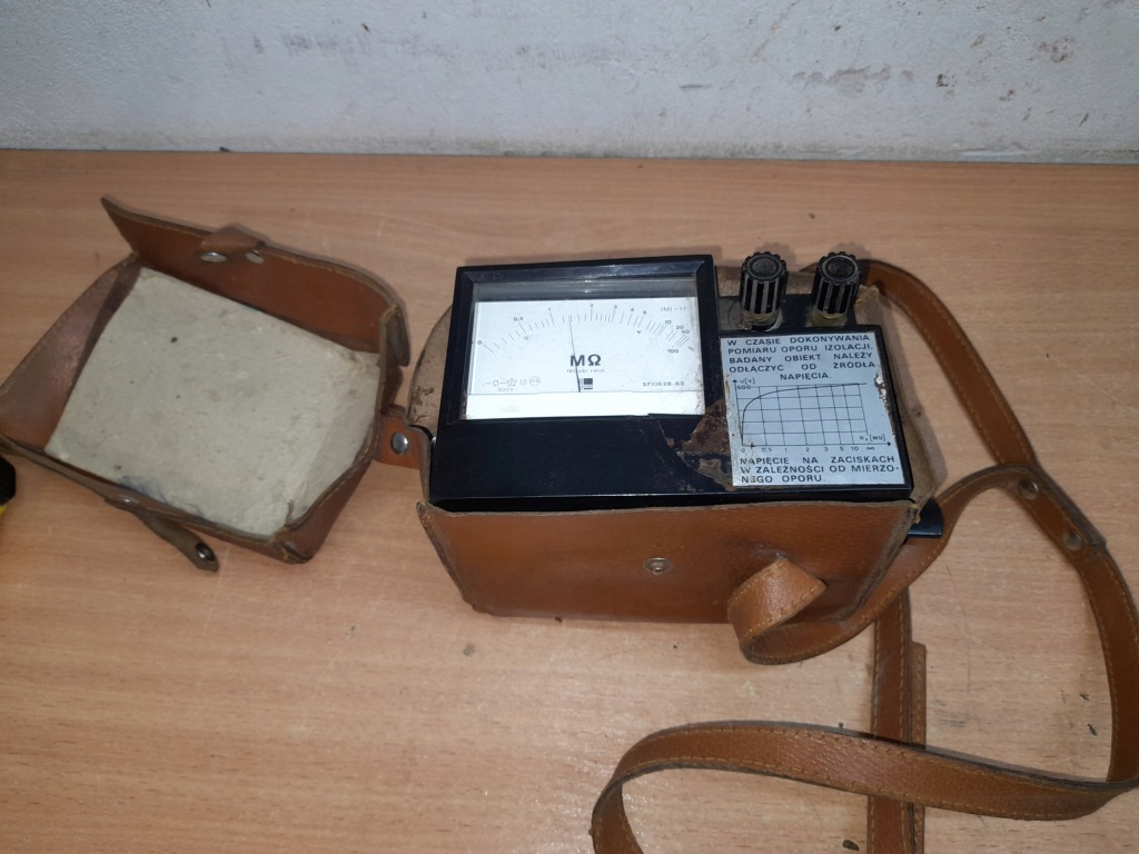 Stary miernik INDUKTOR MIERNIK IZOLACJI IMI 11