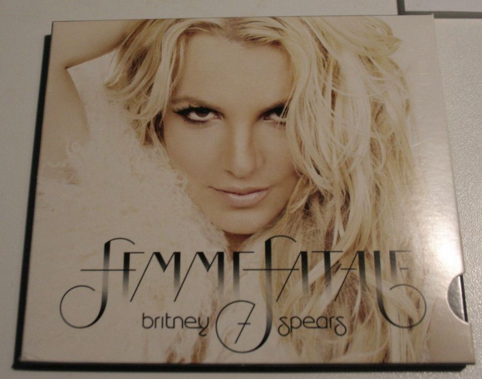 Britney Spears FEMME FATALE  CD