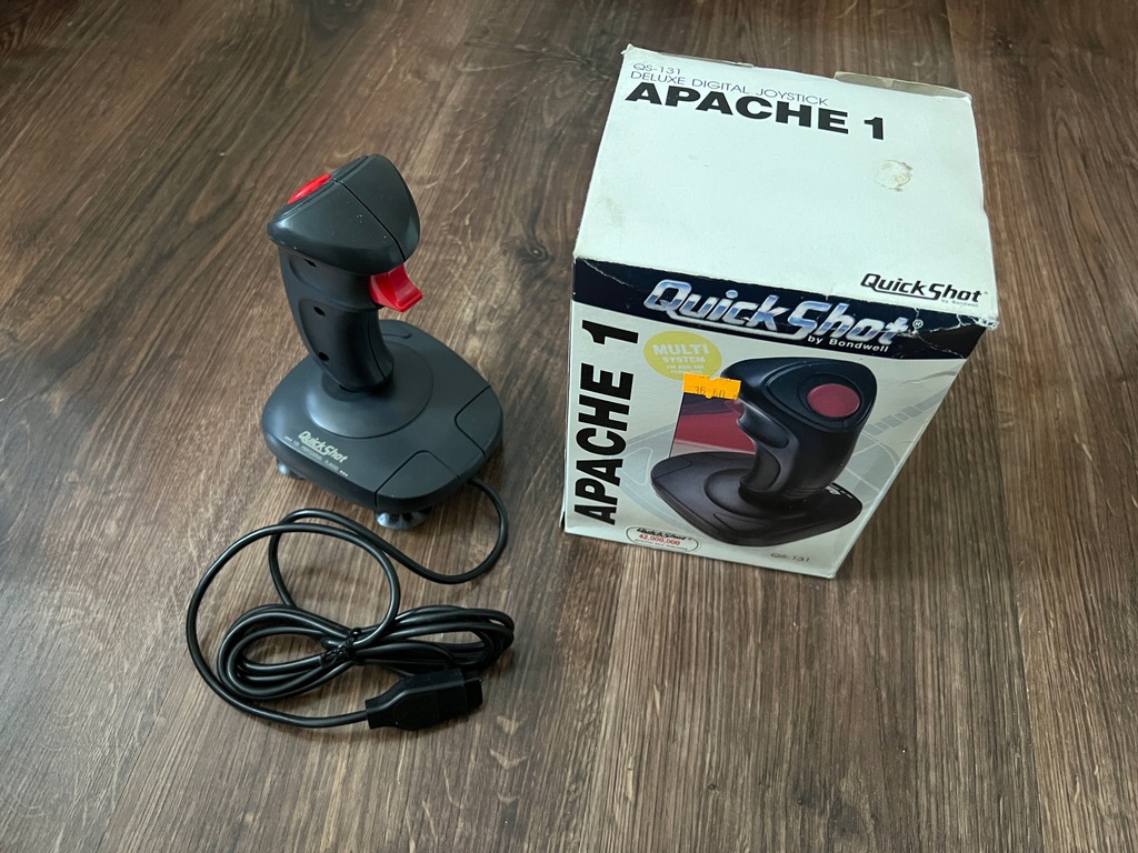 Joystick QUICKSHOT Apache 1 BOX - leżak magazynowy AMIGA