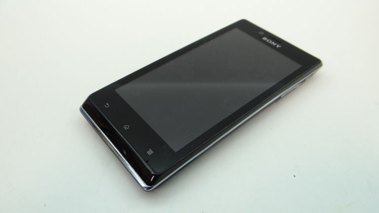 SMARTFONIK SONY XPERIA J 4GB (200314004)