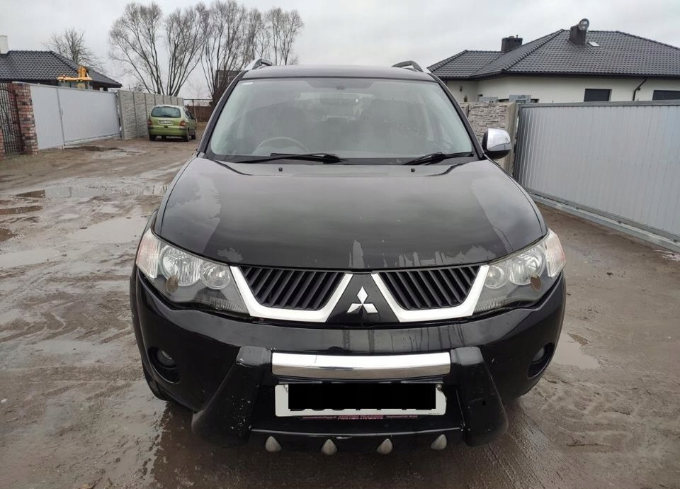 Mitsubishi Outlander 2.0 9020768297 oficjalne archiwum