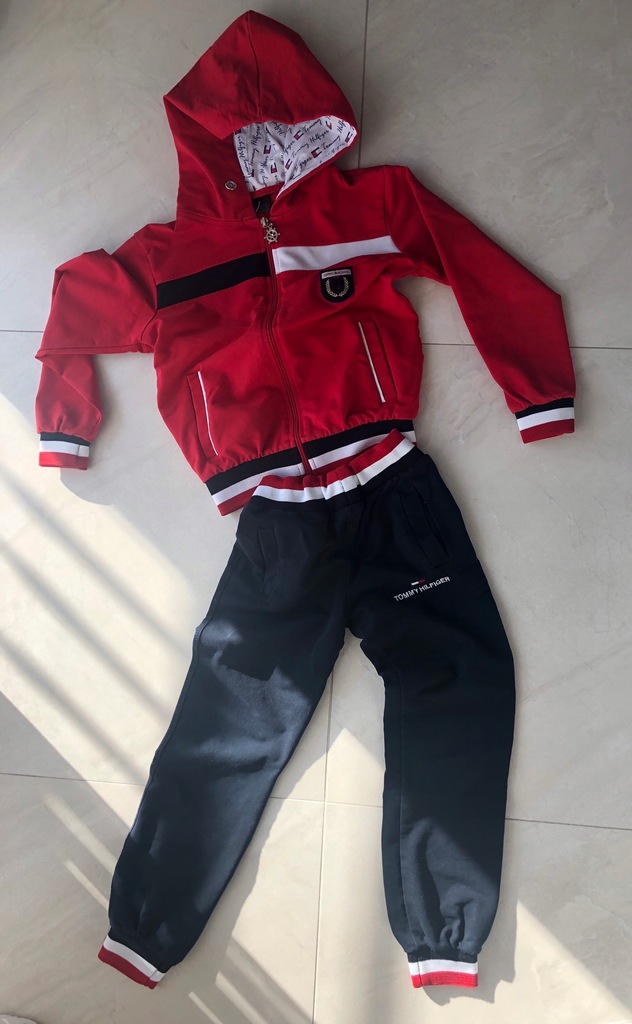 Dres dla chłopca Tommy Hilfiger rozmiar 122/128