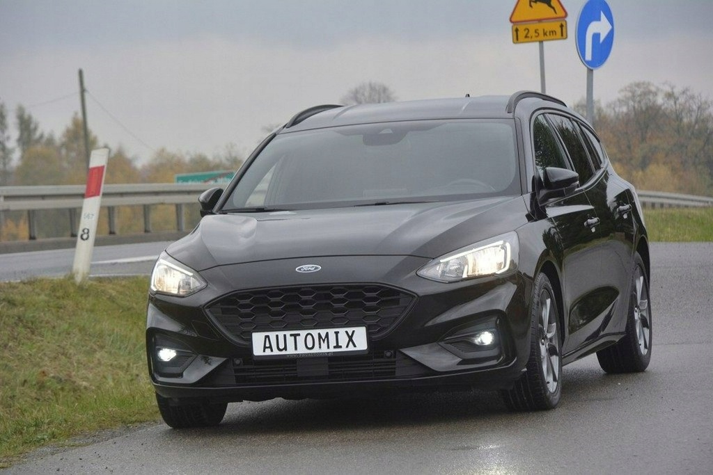 Ford Focus 1.0EcoBoost STLine doinwestowany hak