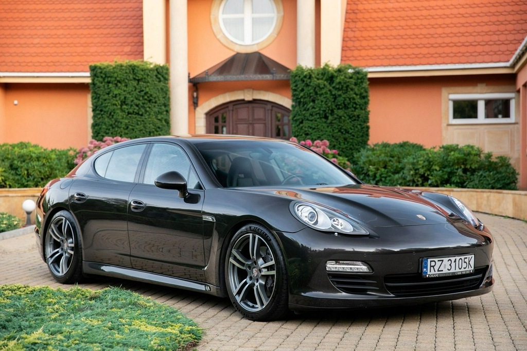 Porsche Panamera Diesel. Oryginalny lakier.