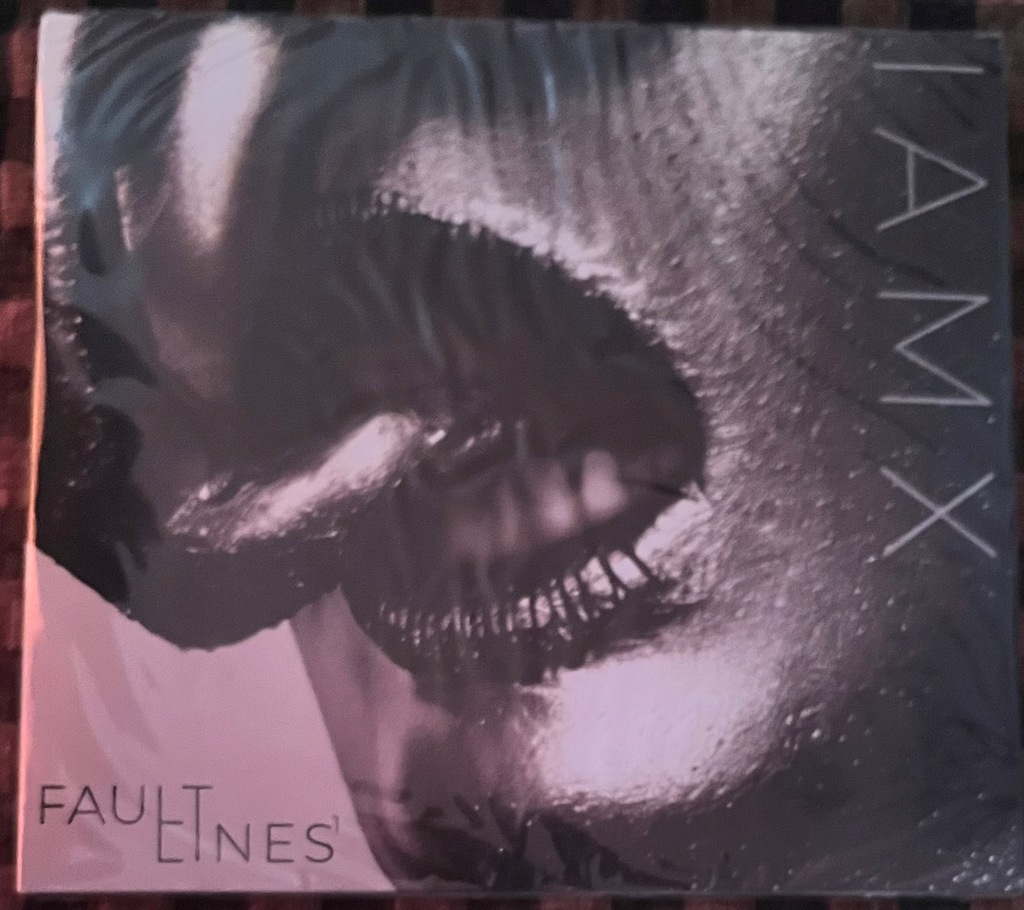 IAMX FAULT LINES 1