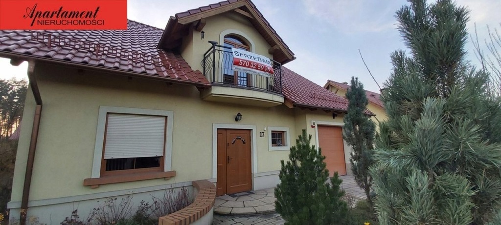 Dom, Chwałowice, Jelcz-Laskowice (gm.), 256 m²