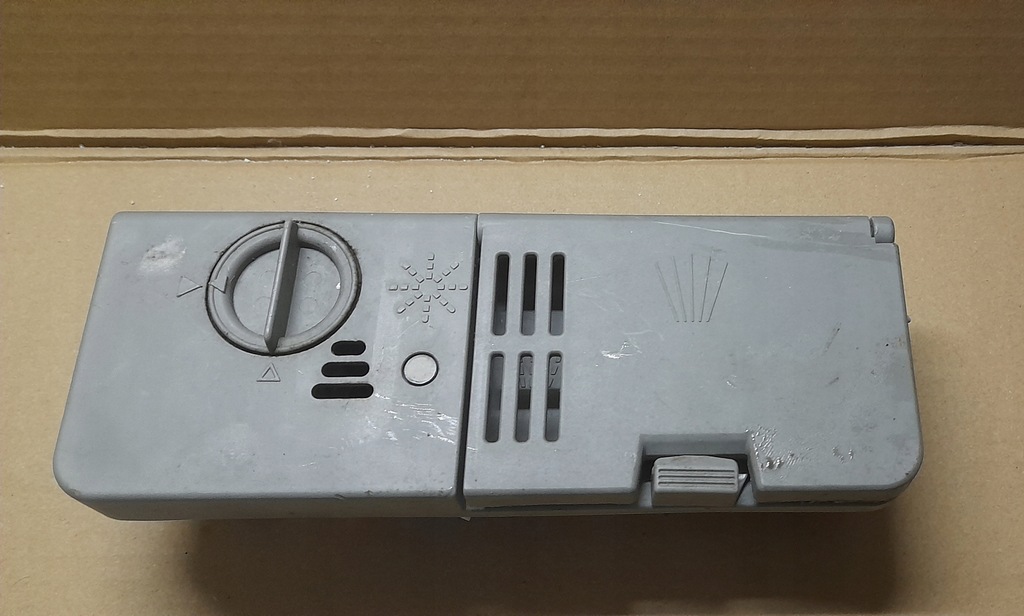 Hanseatic WQP12-9250C - Dozownik kostek detergentów 5136624