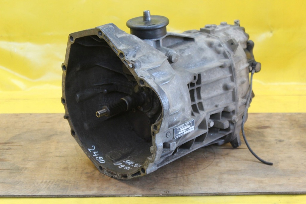 кпп мерседес спринтер 2. коробка передач спринтер. втулка переключения передач спринтер 906. мкпп мерседес sprinter 711. мкпп 711.