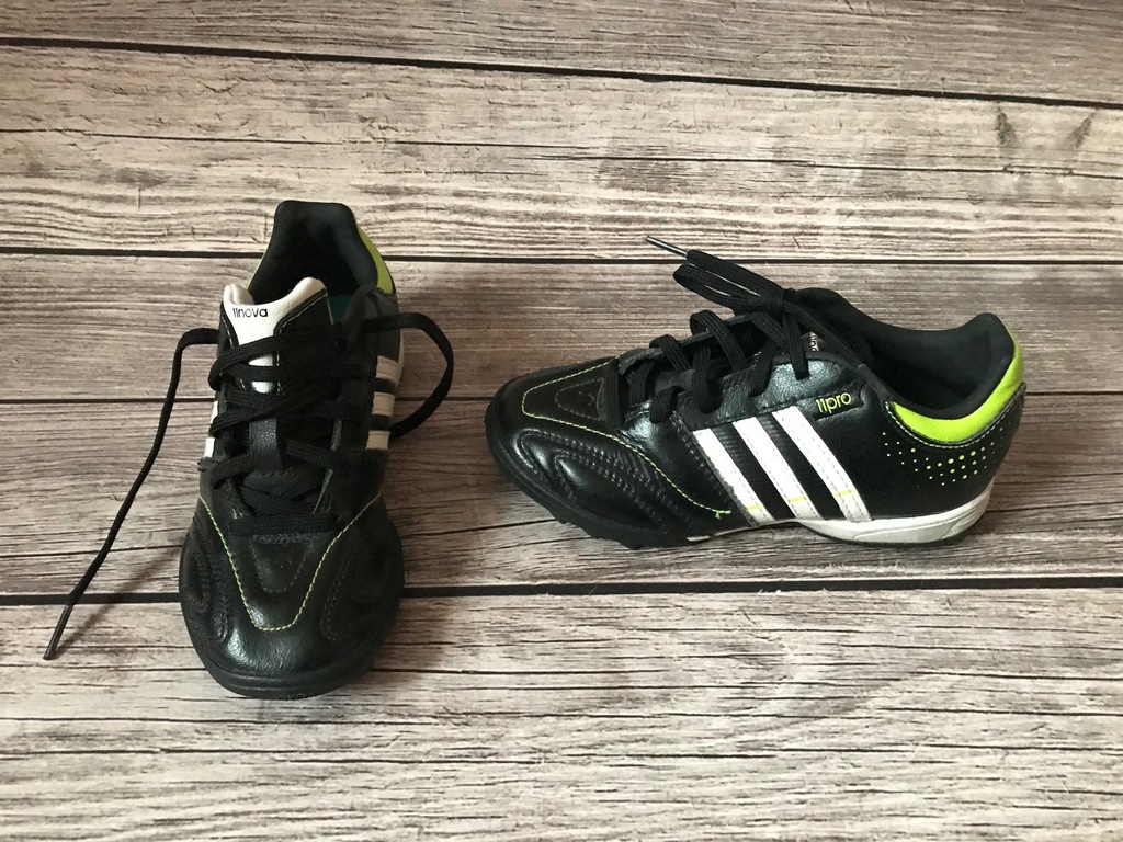 ADIDAS świetne TURFY żwirówki r.31 18,5 cm orlik