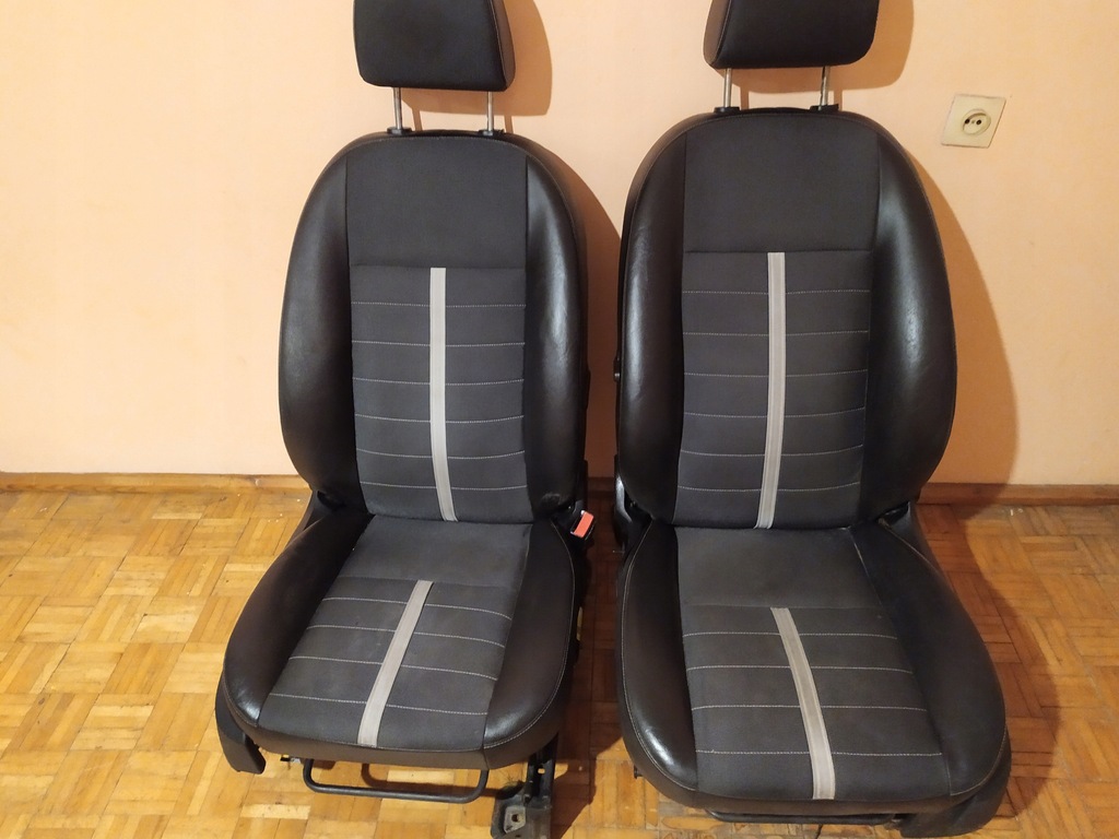 Купить Левое водительское правое пассажирское сиденье Ford Kuga Mk1 ...