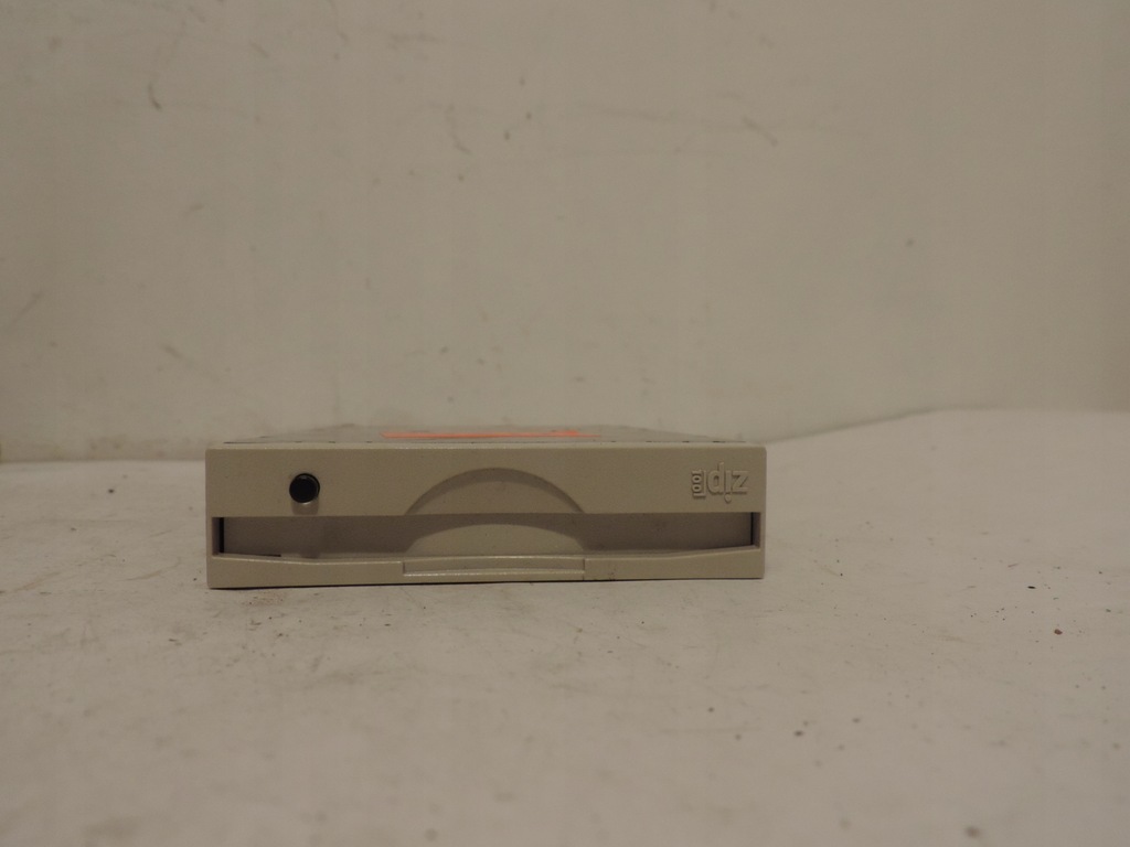ZIP IOMEGA Z100ATAPI 73/2