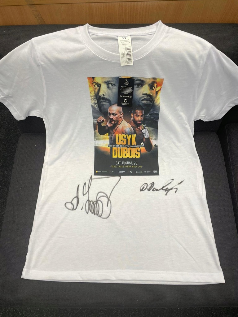 Pamiątkowy t-shirt z podpisami Oleksandra Usyka i Daniela Dubois