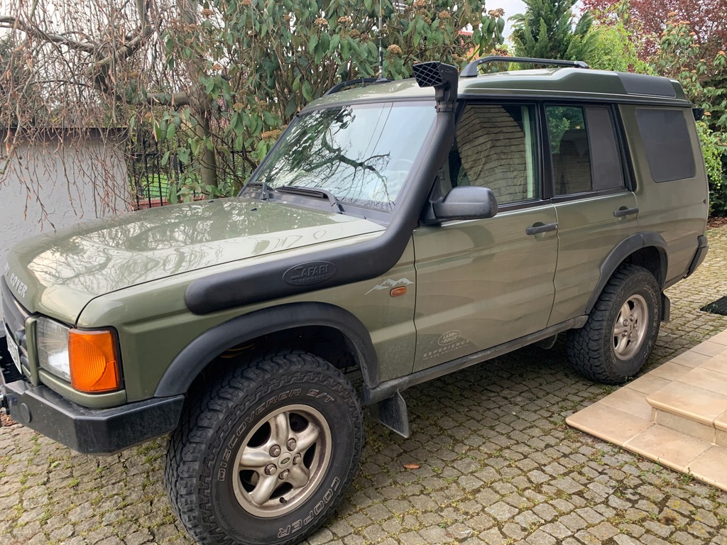 LAND ROVER DISCOVERY II (L318) 2.5 Td5 4x4 139 KM