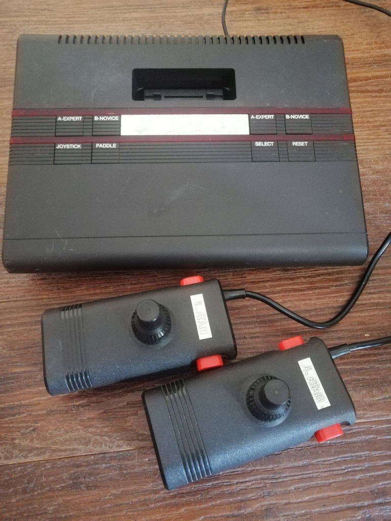 Atari 2800 konsola