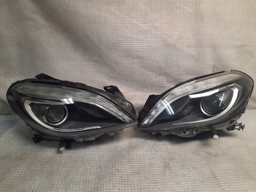 lampa bi xenon prawy mercedes b klasa w246 11- eu