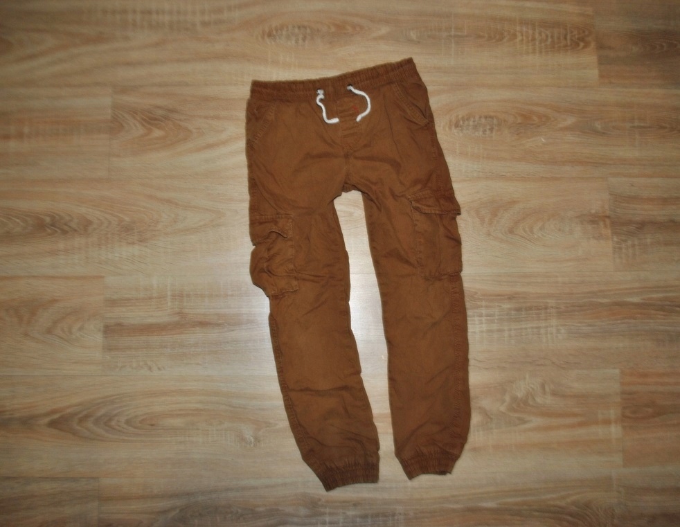 M&S świetne spodnie PUMPY GUMA 146