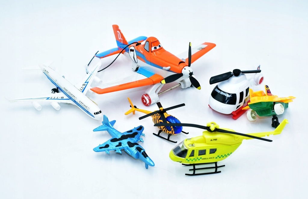 4388-27 DISNEY PIXAR SAMOLOTY k#o MIX HELIKOPEROW