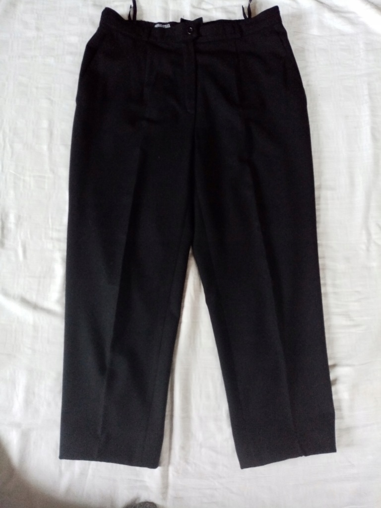 spodnie czarne,2 kieszenie 42%wełny~r.42/44~TANIO