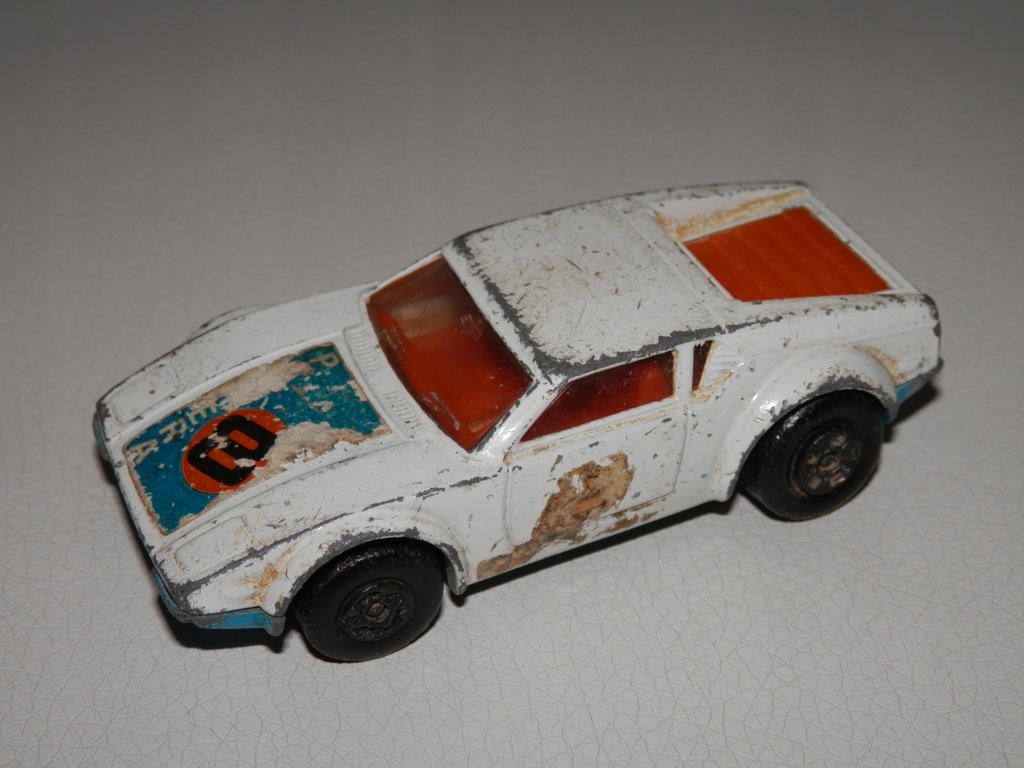 De Tomaso Pantera 1976 Matchbox model resorak