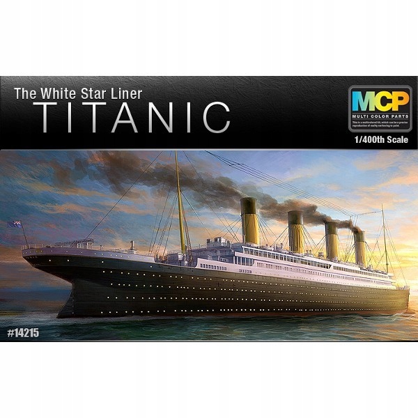ACADEMY RMS Titanic White Star Liner