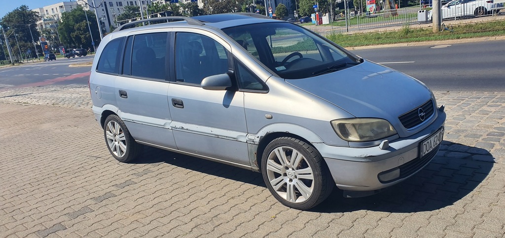 OPEL ZAFIRA A (MPV) (T98) 2.0 DTI 16V (F75) 101 KM, 7 miejsc