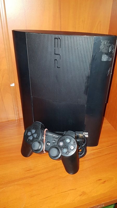 KONSOLA PLAYSTATION 3 500GB + PAD + OKABLOWANIE