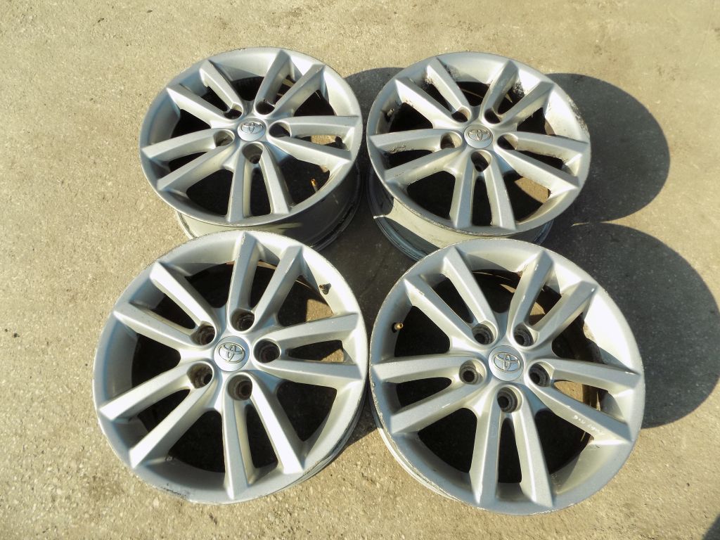 FELGI ALUMINIOWE TOYOTA AURIS 0710 16'' 5X114,3