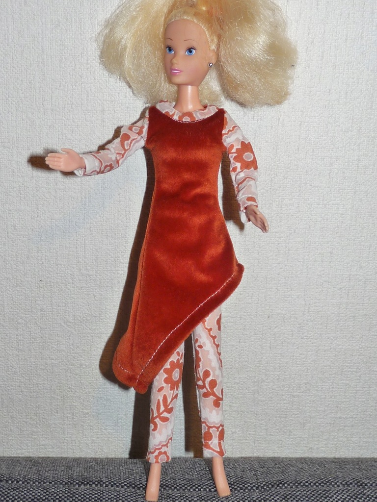 Ubranko dla Barbie komplet tunika legginsy buty