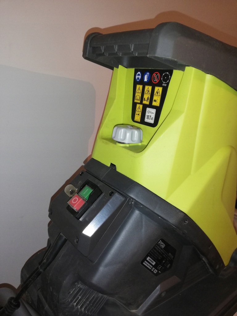 RYOBI ROZDRABNIACZ GAŁĘZI 2500W RSH2545B - 7885516977 - oficjalne ...