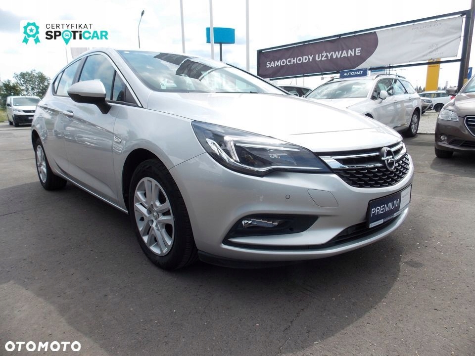 Opel Astra 110KM