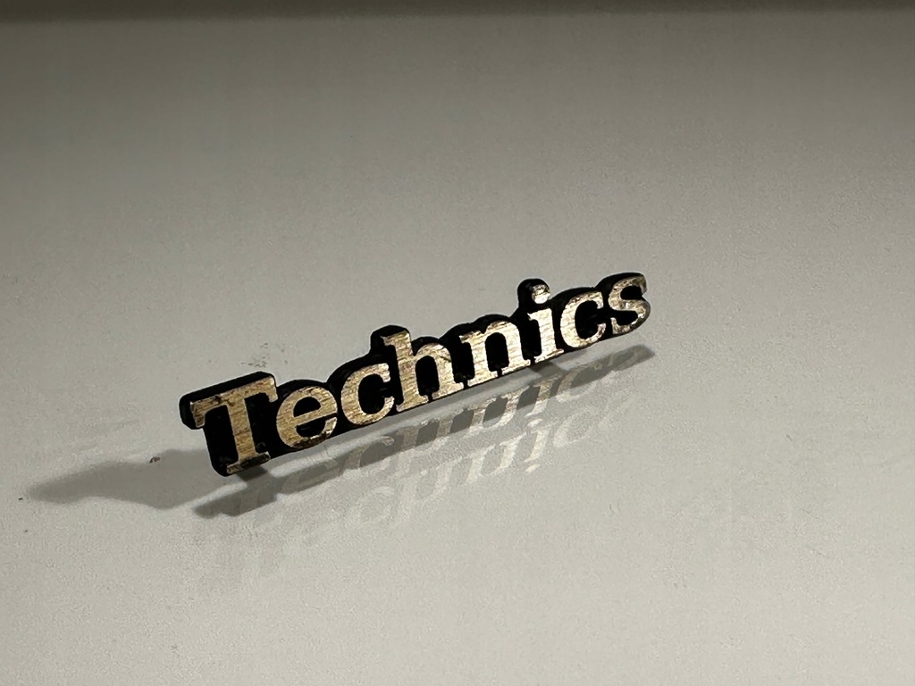 Logo Technics dla gramofonu SL-BD3