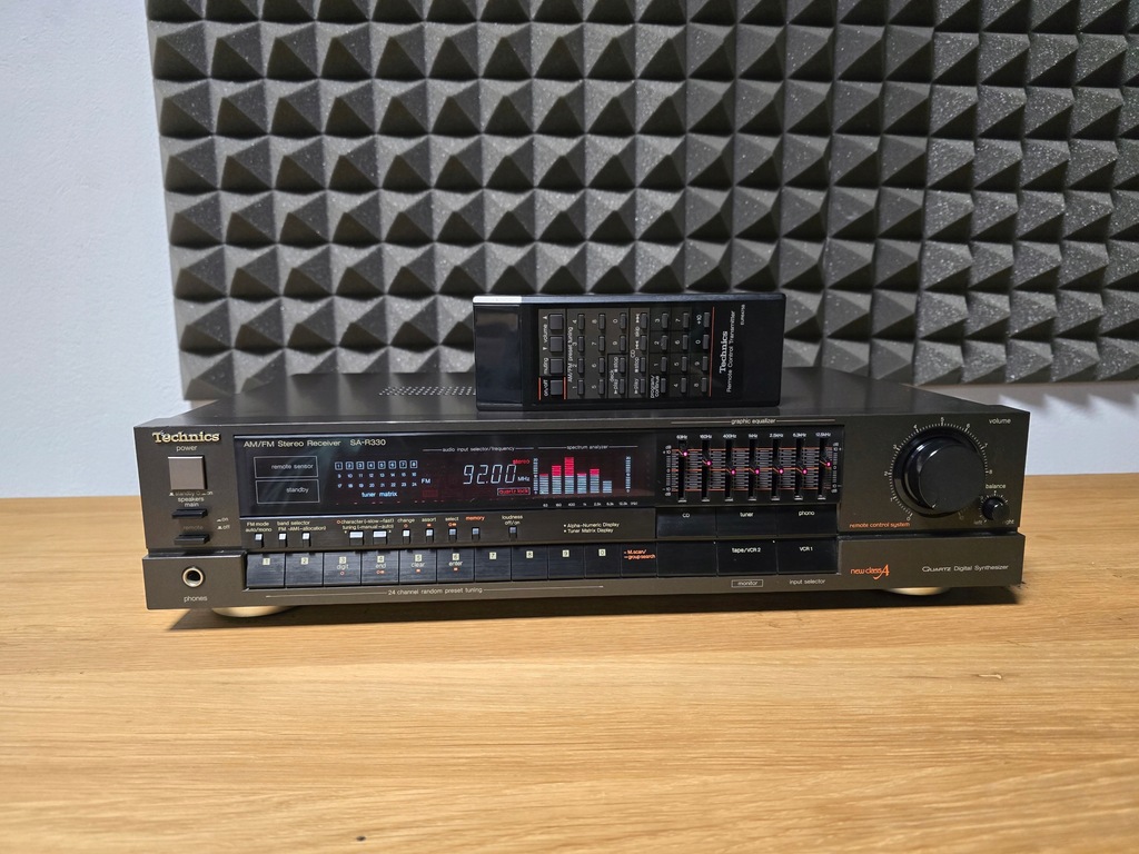 TECHNICS SA-R330 AMPLITUNER STEREO Z KOREKTOREM + ORYGINALNY PILOT UNIKAT!
