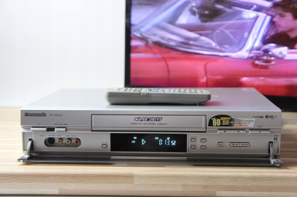 Panasonic NV-HS830E-GS SuperVHS magnetowid