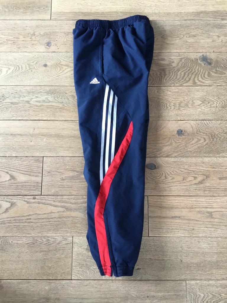 Spodenki dresowe Adidas 152 cm 11-12 lat