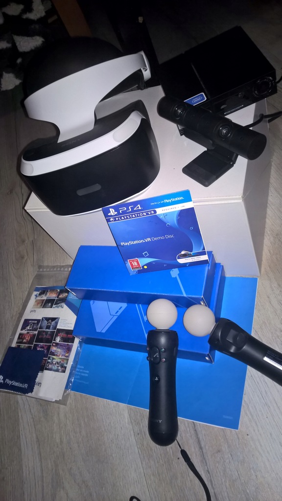 PS4 Google VR+kamera V2+2 pady ps move