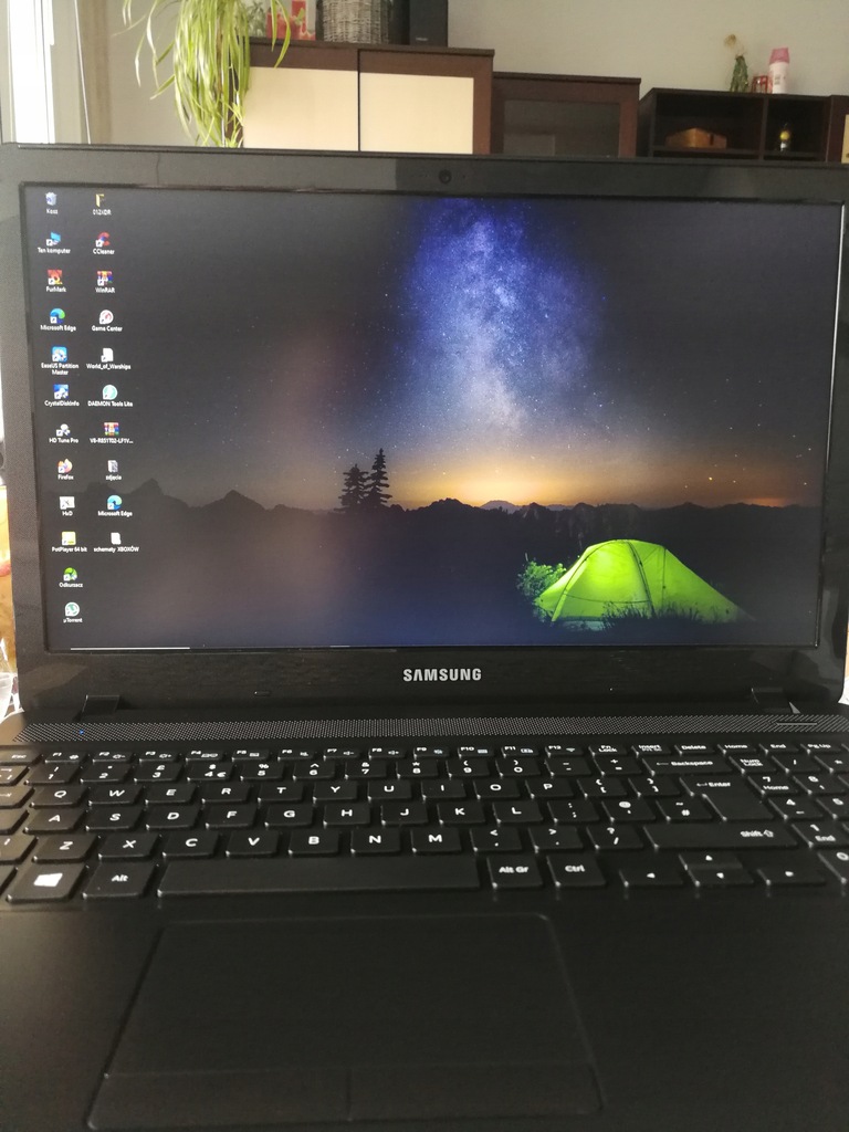 SAMSUNG NP370 i7-6700HQ NVIDIA 8GB WIN10 240SSD