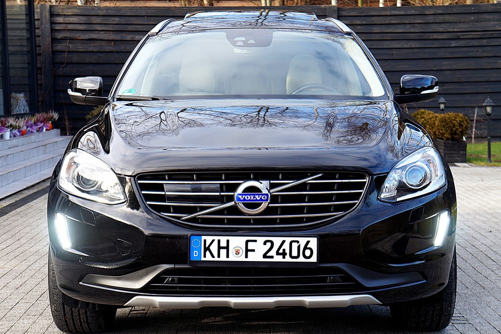 Купить VOLVO XC60 190PS SUMMUM RADAR PANO BLIS 95TKM MAX!: отзывы, фото, характеристики в интерне-магазине Aredi.ru