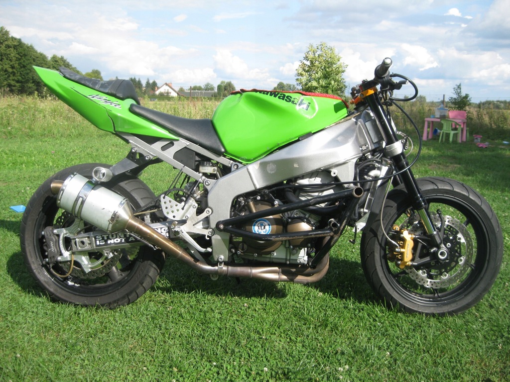 ninja 636 stunt bike