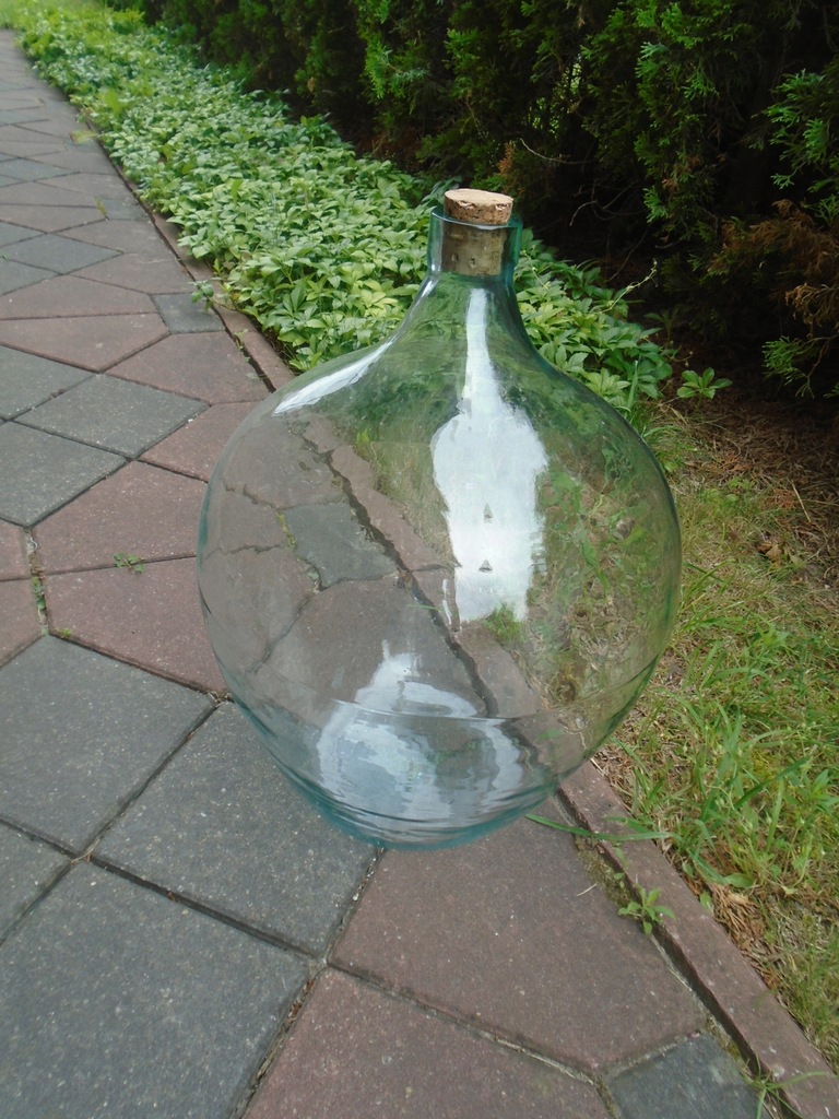 BALON GĄSIOR SZKLANY NA WINO STARY UŻYWANY z osłoną