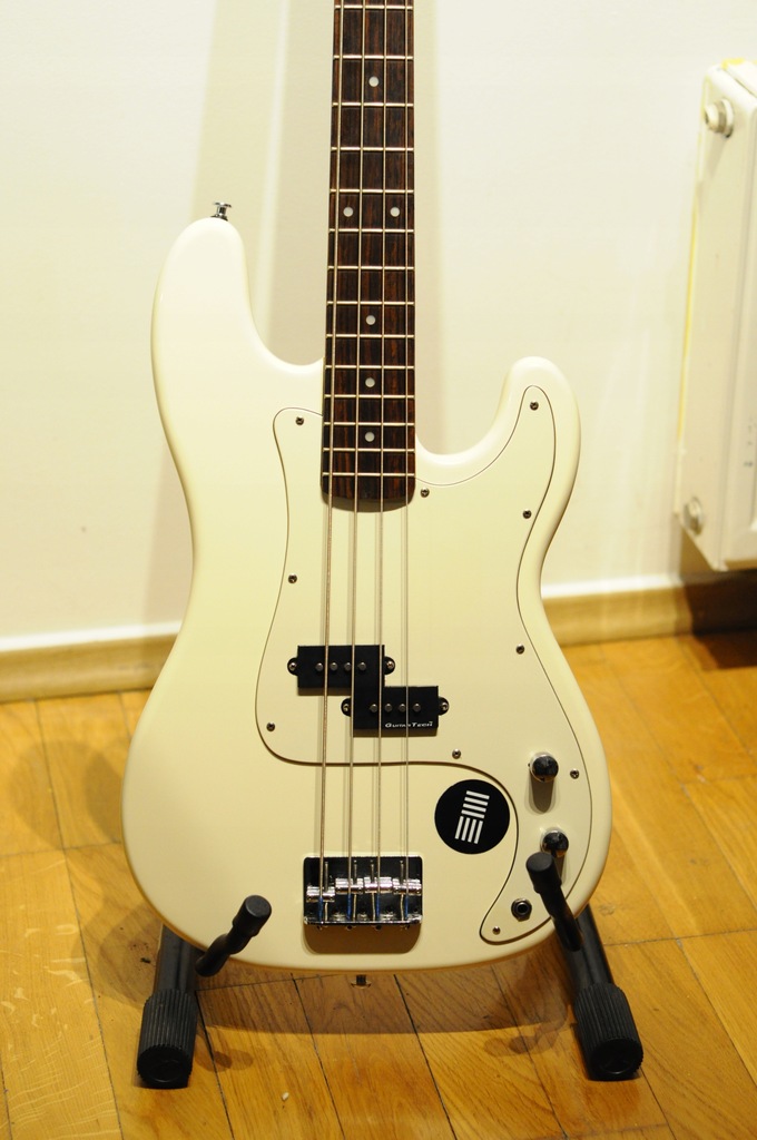 Gitara basowa Encore E4 (kopia Precision Bass)