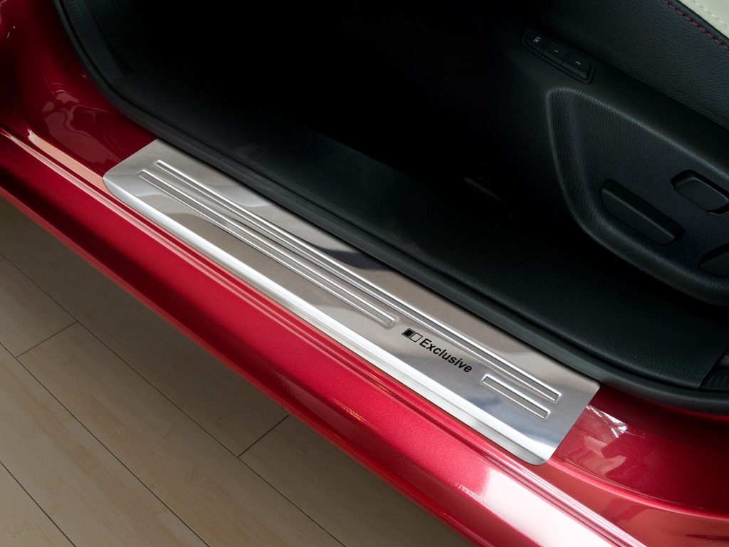 Nakładki listwy progowe progi Mazda 3 2013+ 7281988053