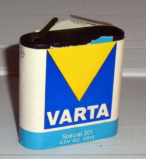 VARTA Special 201 - stara zużyta bateria z lat 70'.