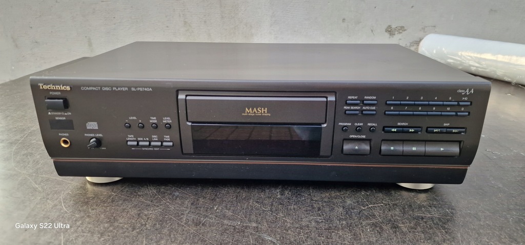 Odtwarzacz CD Technics SL-PS740A + pilot