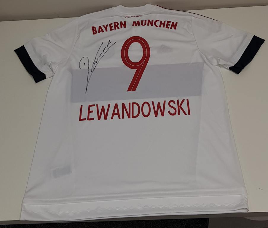 R. Lewandowski - koszulka z autografem, Bayern M.