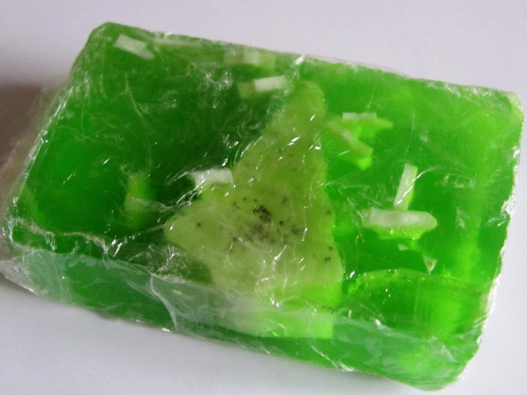 mydło glicerynowe ręcznie robione zielona choinka