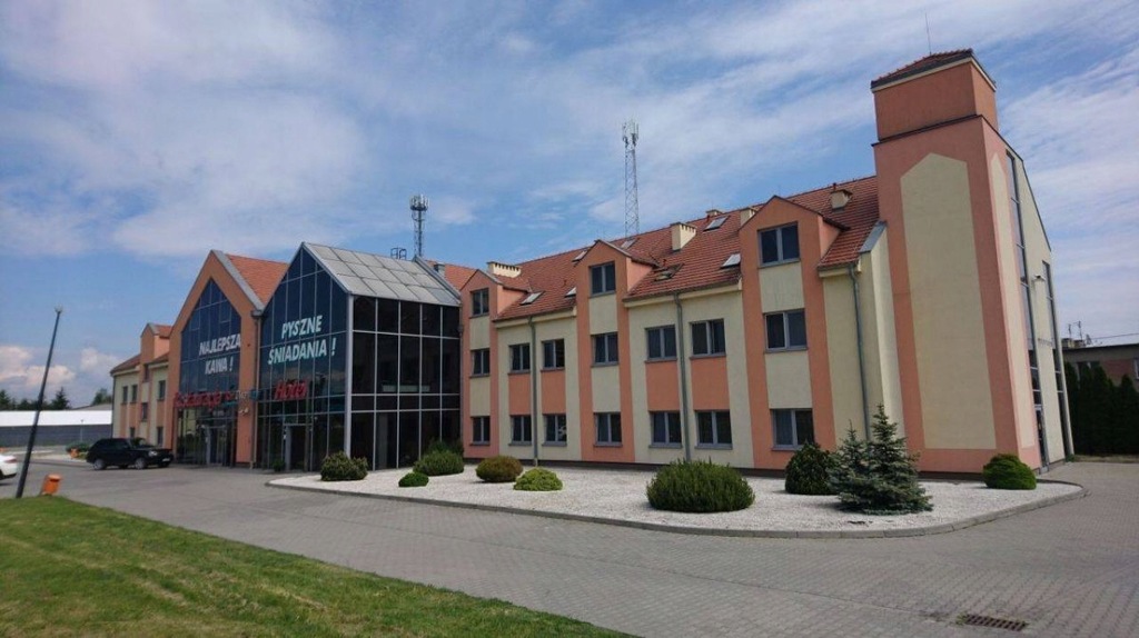 Hotel, Leszno, 2098 m²