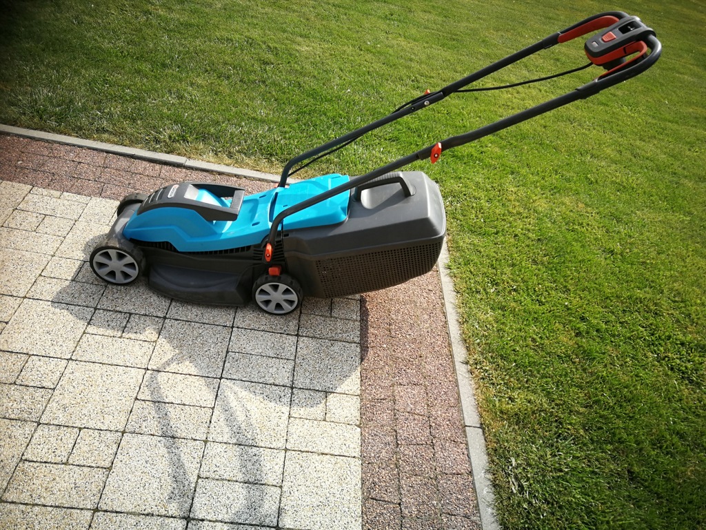 kosiarka elektryczna GARDENA 32E z koszem - 8371289466 - oficjalne ...