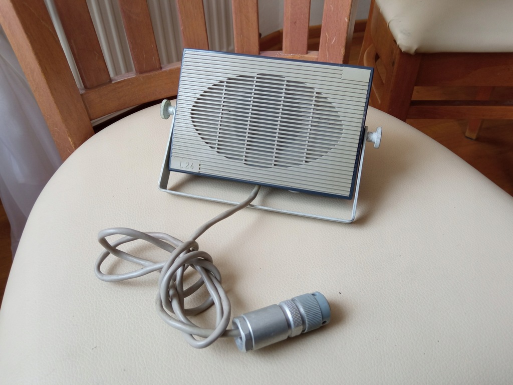 Stary głośnik RFT DDR