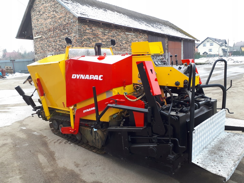Rozściełacz do asfaltu Dynapac F4C 2001rok.