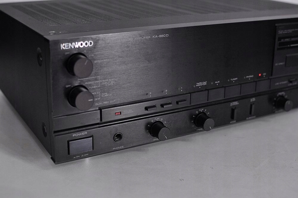 Kenwood KA-880D świetny model -mocny 2x120W KLASYK
